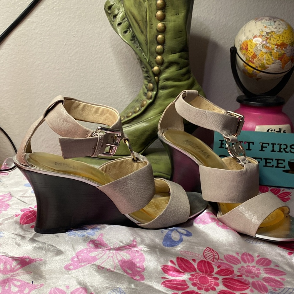 Michael kors size 6 - Picture 2 of 6